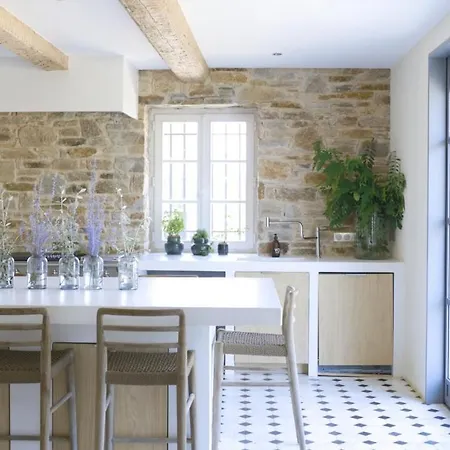 Villa Fully Staffed Included - The Charming La Bastide Des Marres In Saint Tropez Ramatuelle